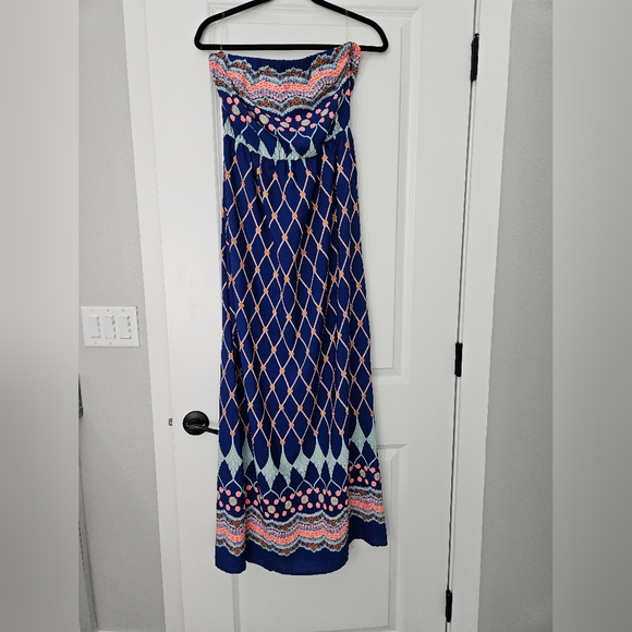 Strapless dress - Picture 1 of 3